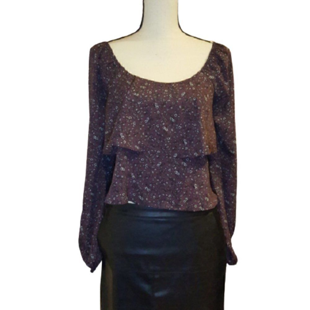 ♡♡♡Le Lis Womens Purple Ruffled Peasant Top Blouse size Small - Picture 3 of 10
